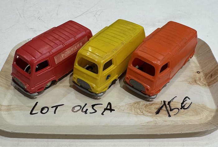 LOT ESTAFETTE RENAULT