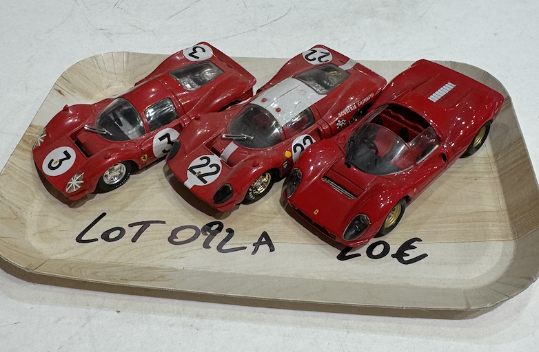 LOT FERRARI 1/43