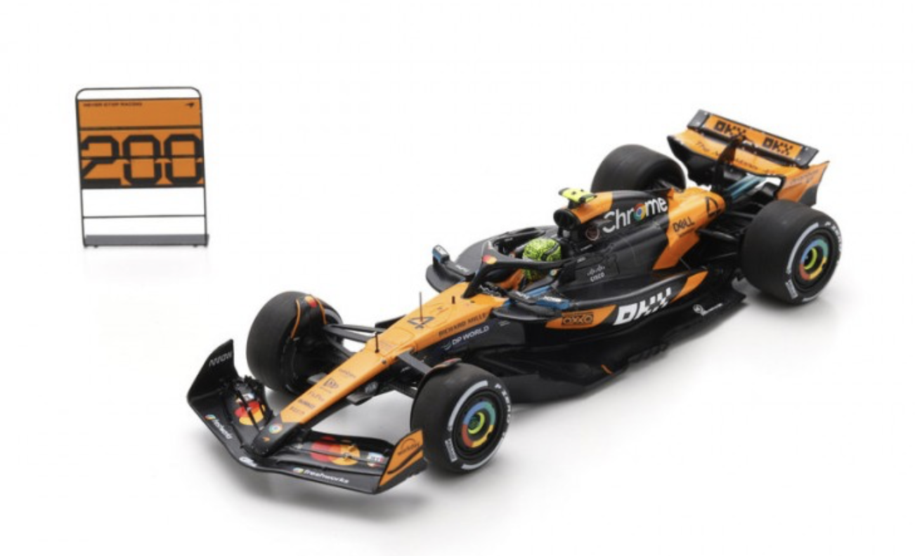 MCLAREN MCL39 N°4 McLaren Formula 1 Team Vainqueur GP Hongrie 2025 SPARK 1/43