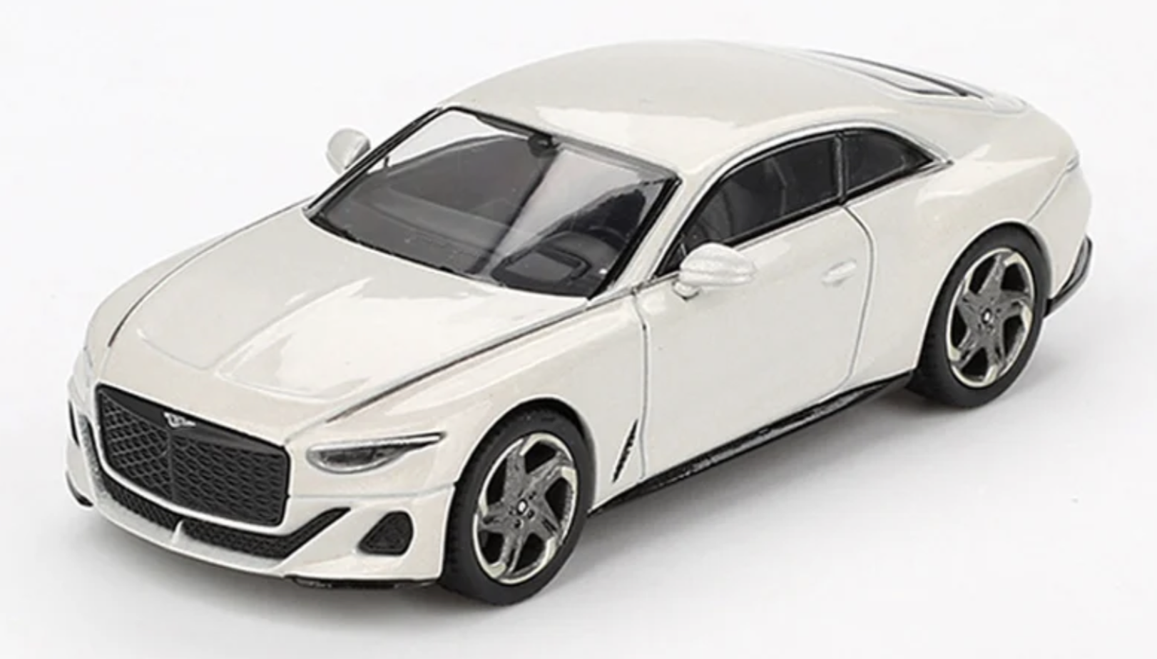 Bentley Batur Bonneville Pearl White 1/64