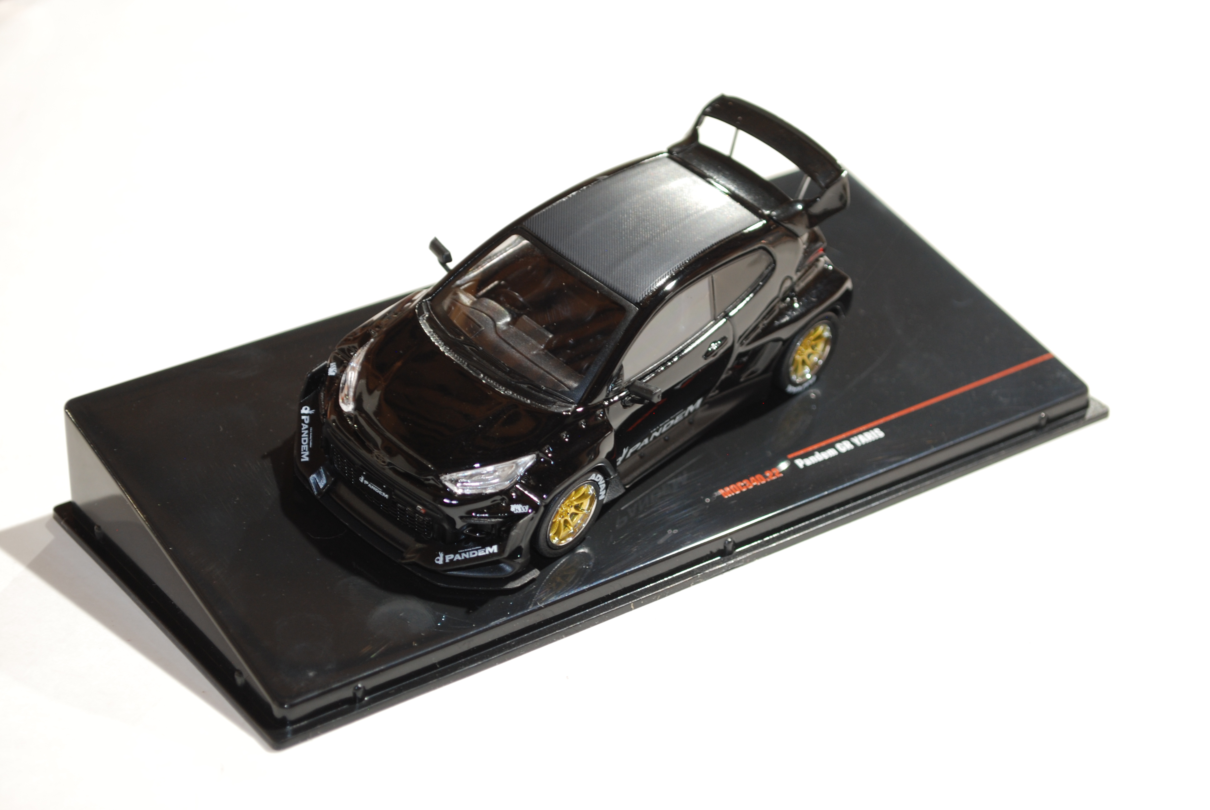 PANDEM GR YARIS-IXO 1/43