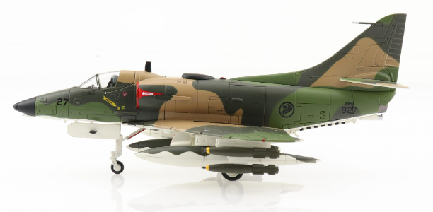 DOUGLAS A-4SU SUPER SKYHAWK N.27 150SQ RSAF HOBBY MASTER 1/72°