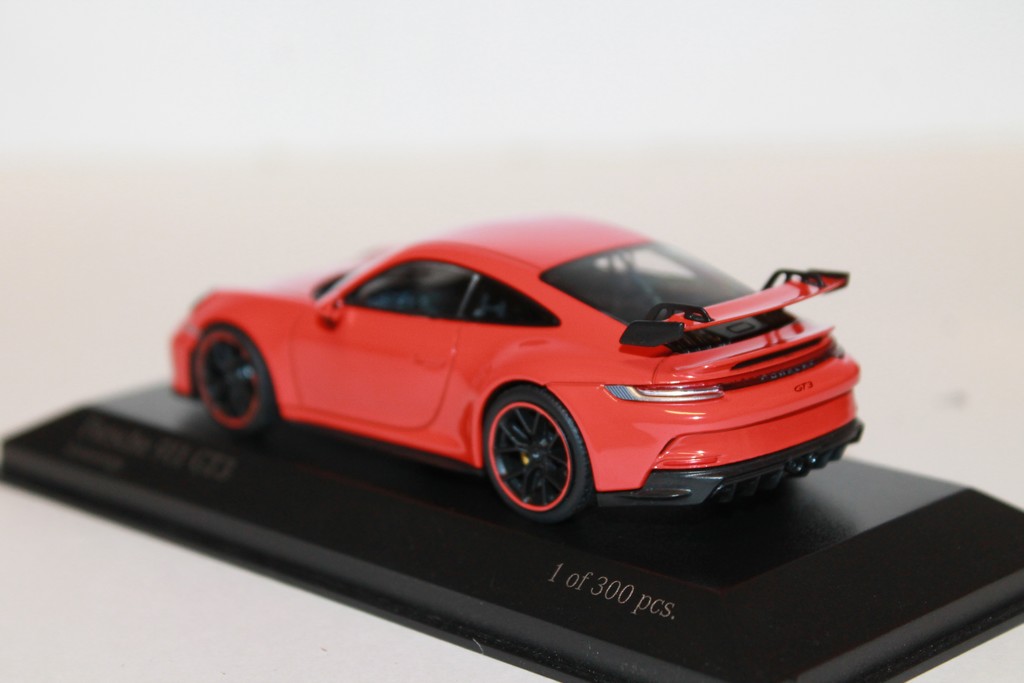 PORSCHE 911 GT3 2020 ORANGE MINICHAMPS 1/43°