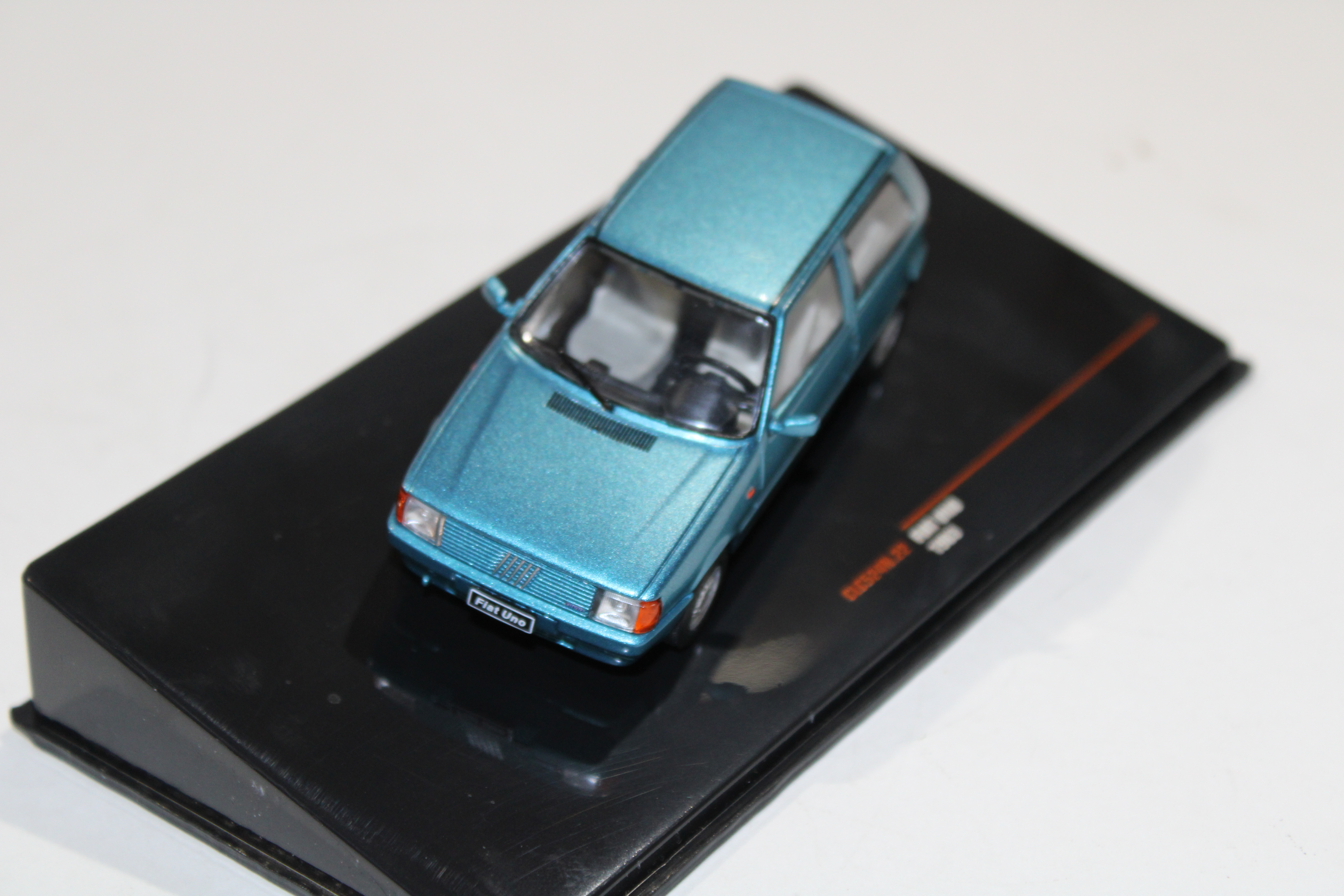 FIAT UNO 1983 IXO 1/43°