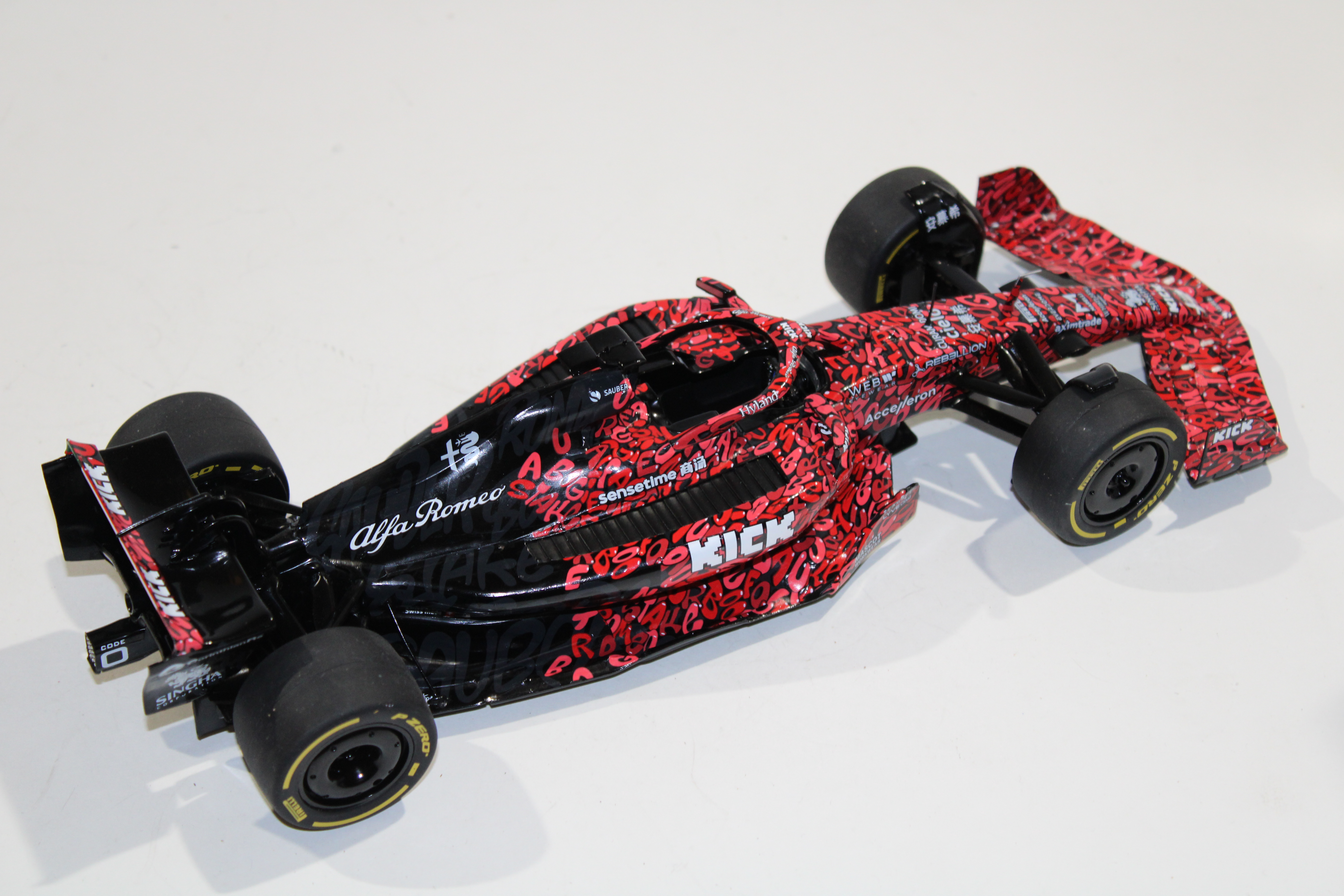 ALFA ROMEO F1 TEAM X BOOGIE ART CAR - SOLIDO 1/18°