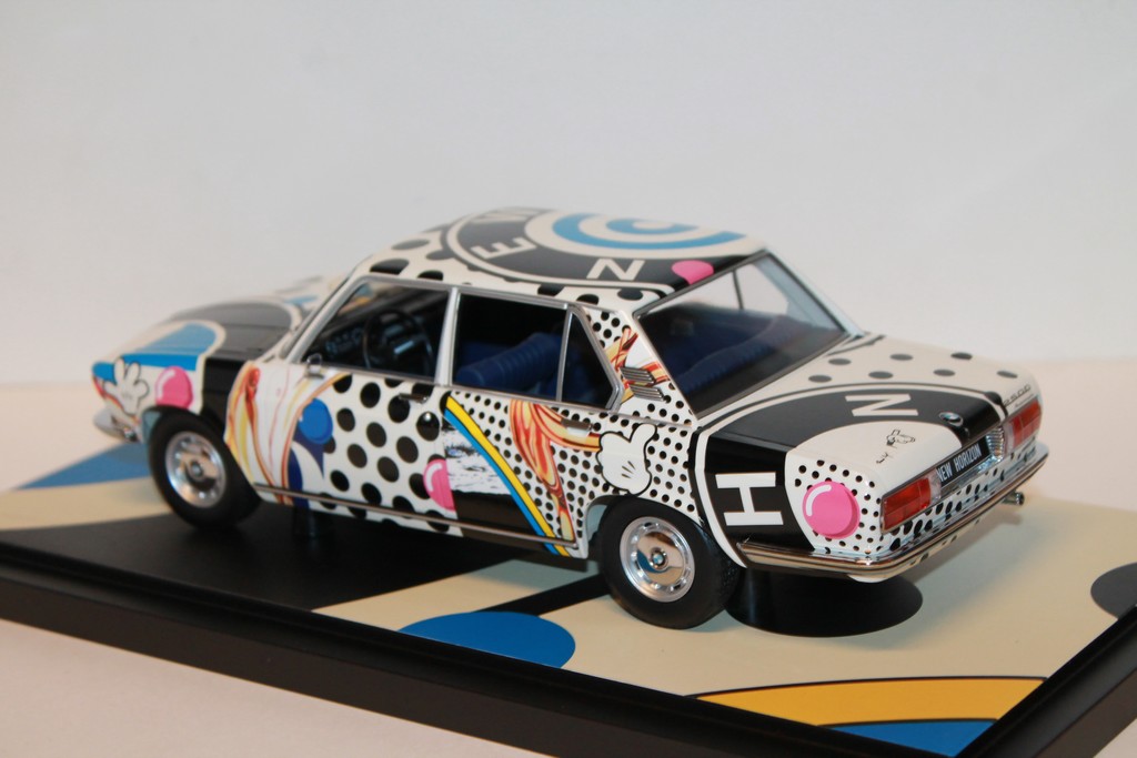 BMW 2500 (E3) - 1969 - NEW HORIZON MINICHAMPS 1/18°