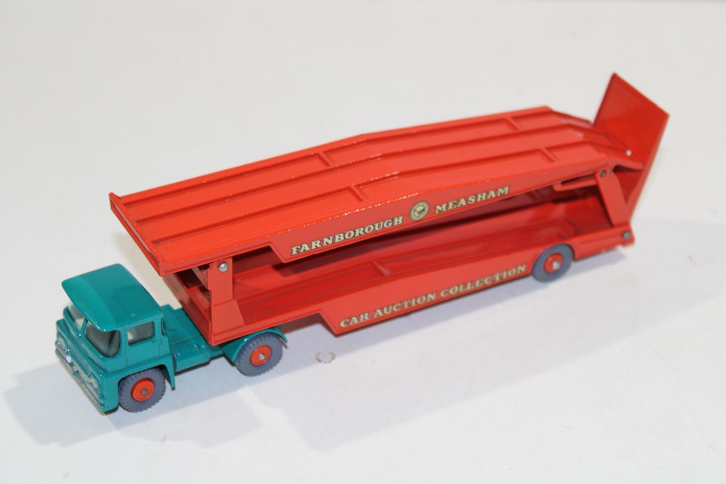 GUY WARRIOR TRANSPORTEUR AUTOMOBILE FARNBORDOUGH 1968 LESNEY 1/55°