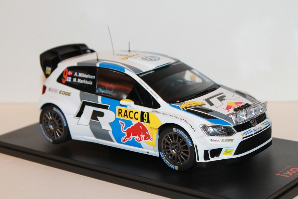 VOLKSWAGEN POLO R WRC #9 RALLY CATALUNYA 2013 IXO 1/18°