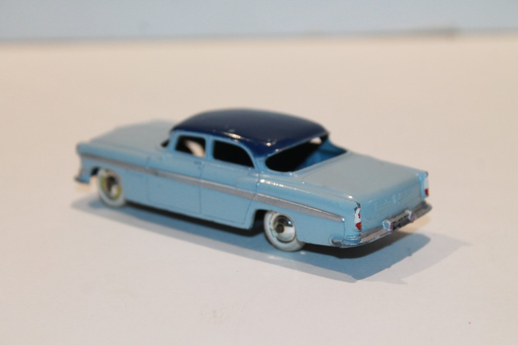 CHRYSLER WINDSOR BLEUE CIJ 1/43°