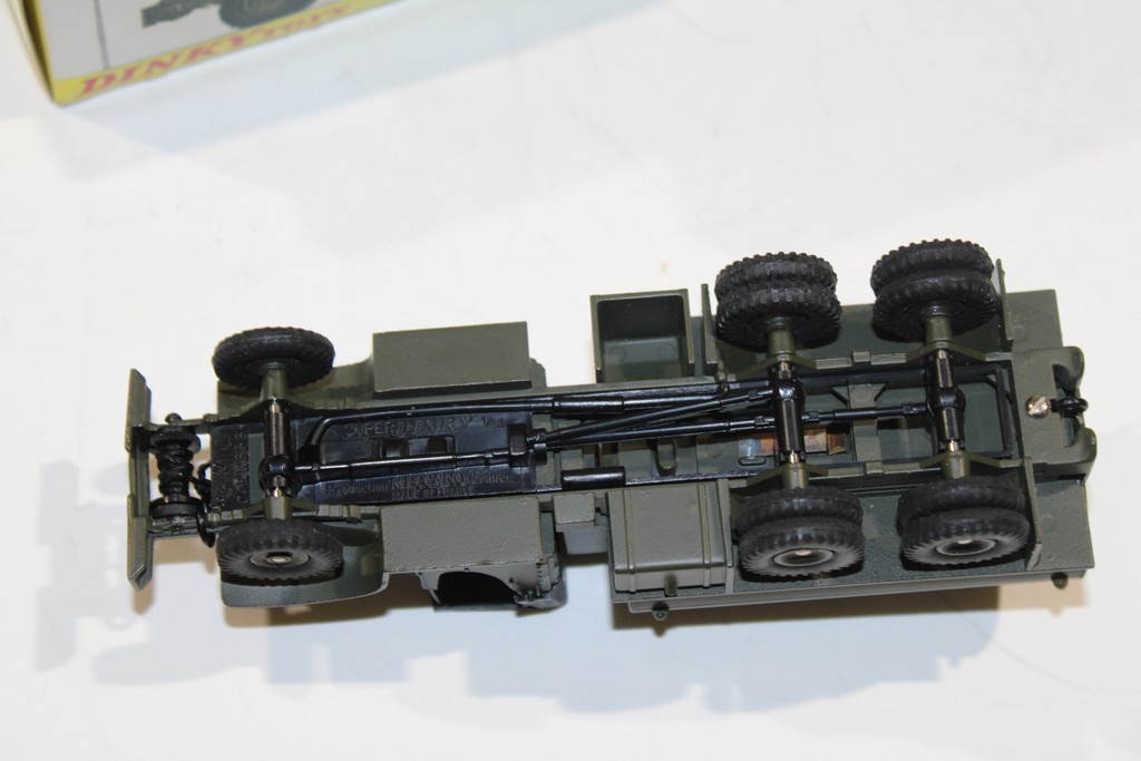 GMC CAMION MILITAIRE CITERNE ESSENCE 1944 DINKY TOYS 1/43°