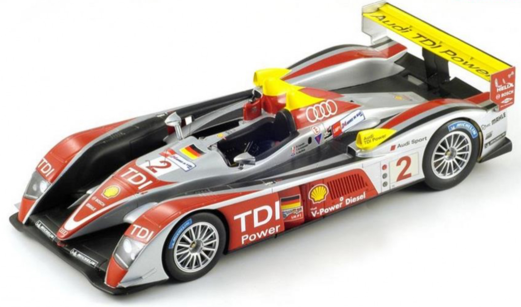 AUDI R10 TDI N°2 VAINQUEUR 24H LE MANS 2008