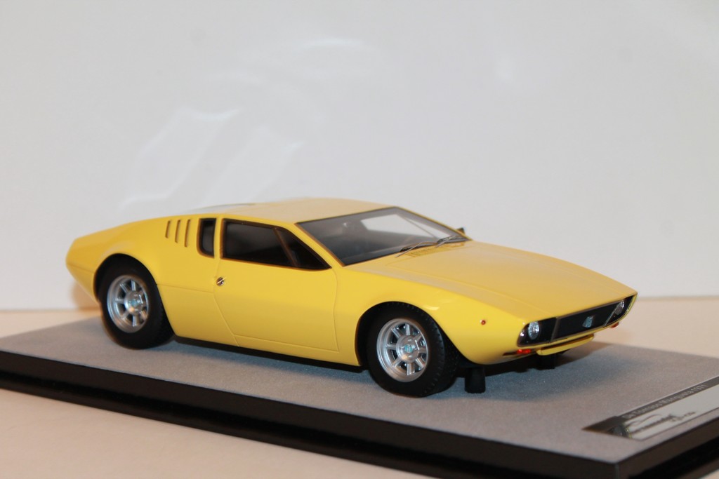 DE TOMASO MANGUSTA 1971 JAUNE TECNOMODEL 1/18°