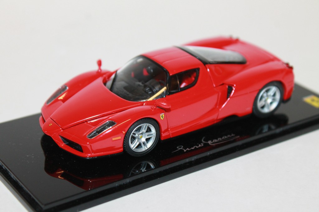 FERRARI ENZO ROUGE KYOSHO 1/43°