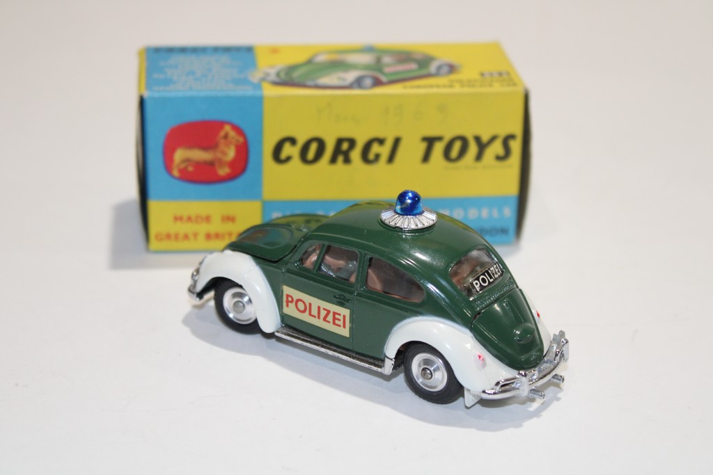 VOLKSWAGEN 1200 SALOON POLICE CORGI 1/43°