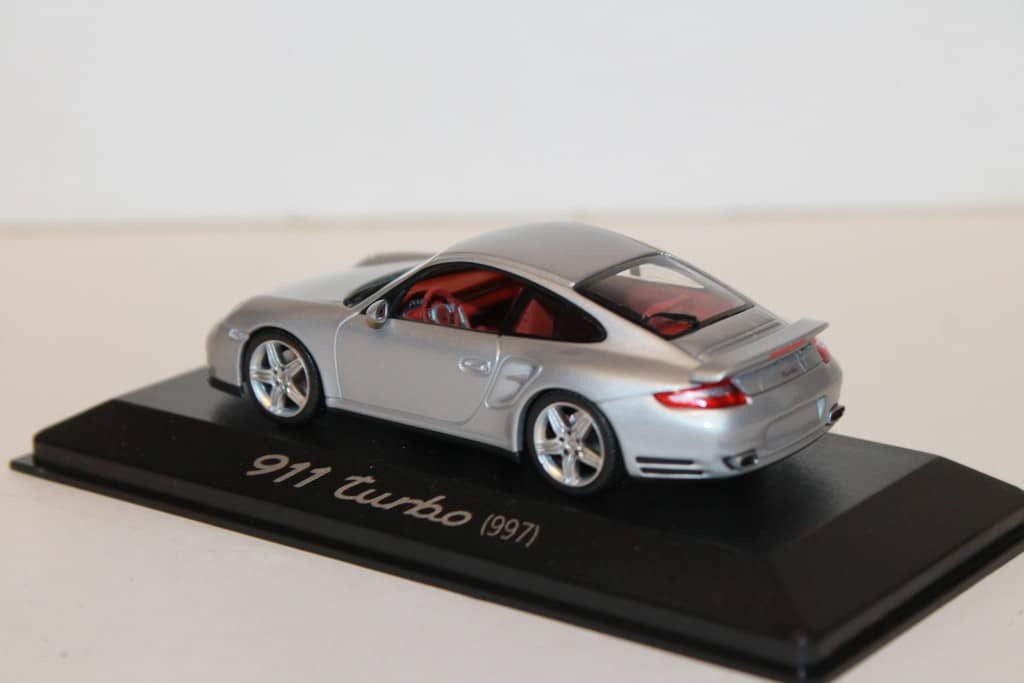 PORSCHE 911 TURBO (997) GRISE MINICHAMPS 1/43°