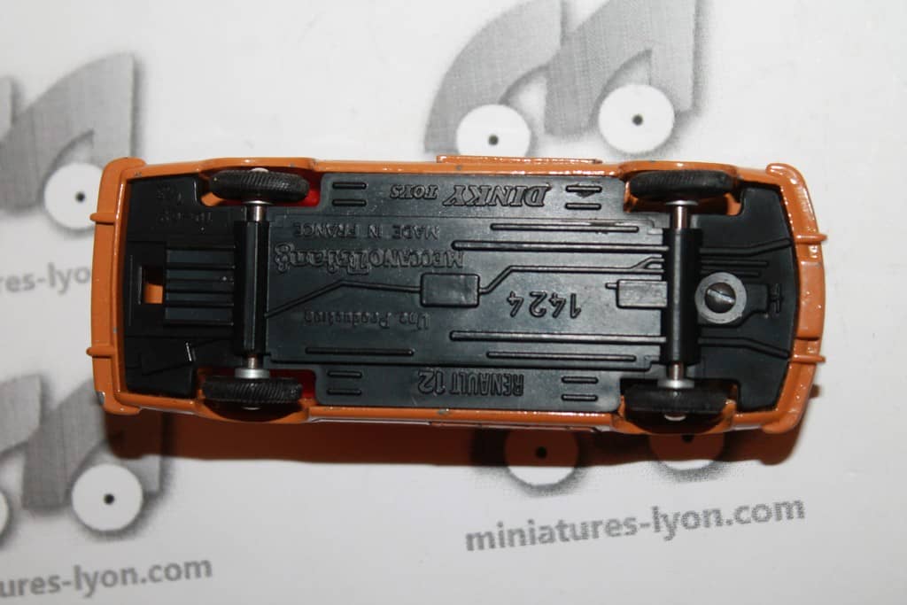 SIMCA 8 SPORT DINKY TOYS PAR MECCANO (1/43) SANS BOITE - Boutique