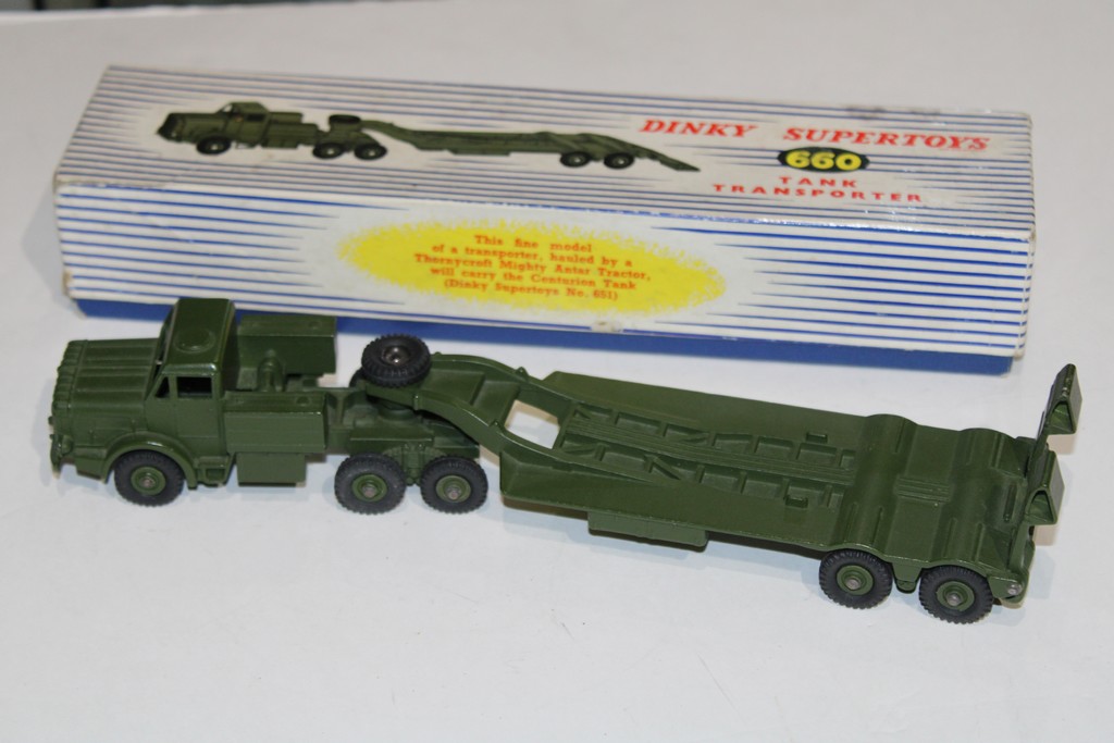 TRANSPORTEUR TANK ANTAR DINKY TOYS 1/43°