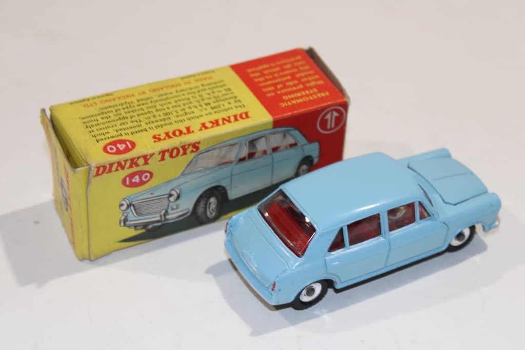 Dinky Toys England 140 Morris 1100 - Collection