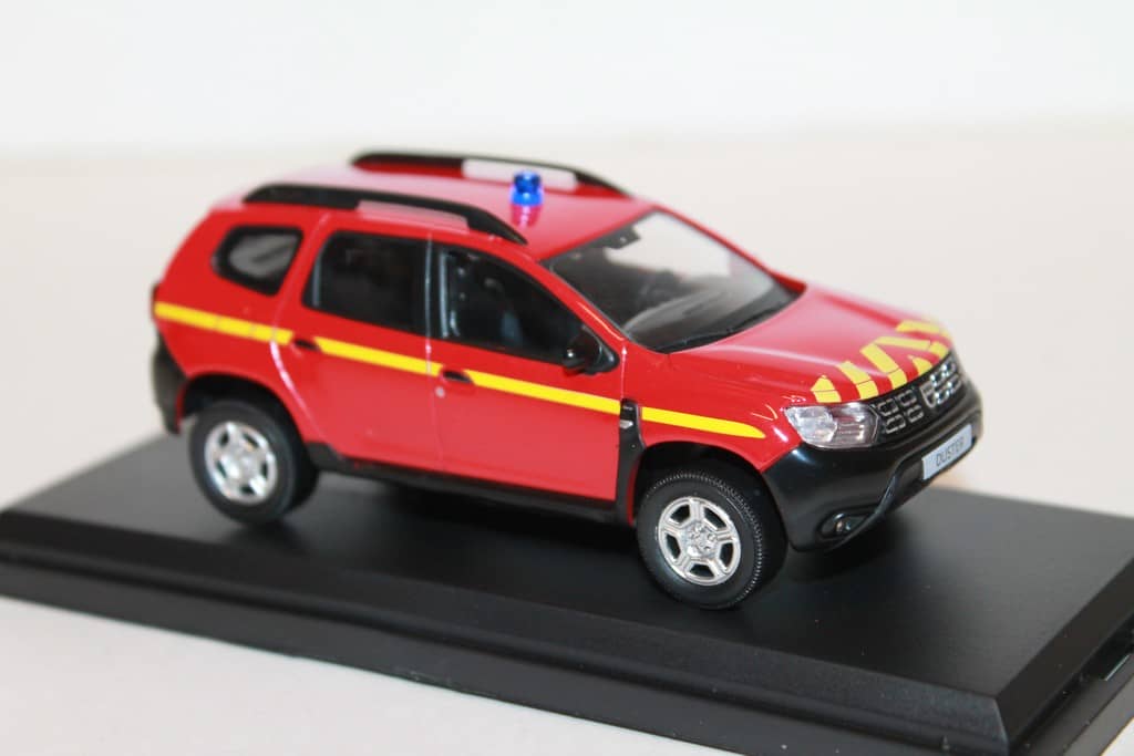 Norev Dacia Duster Pompiers 2020 Modèle Réduit Norev 1/43 Dacia Duster Pompiers 2020 - Rouge - Édition Limitée Voiture Pompier échelle 1/43