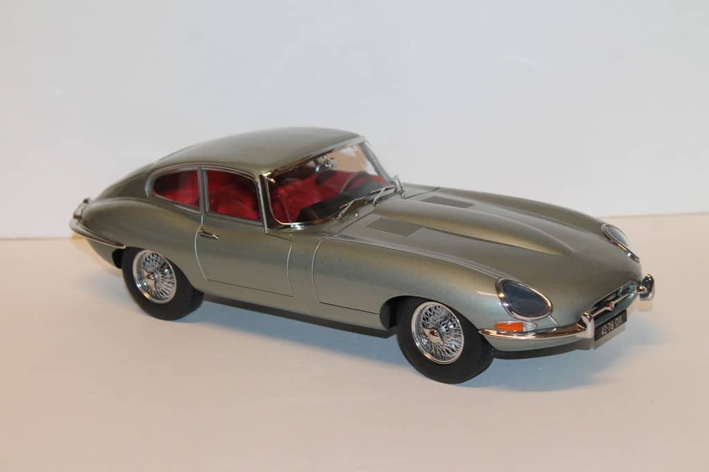 1/43: Meilleur modèle BT9626 JAGUAR E COUPE' 1961