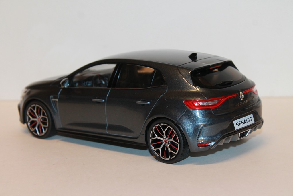 RENAULT MEGANE RS TROPHY 2019 GRIS TITANE NOREV 1/18°