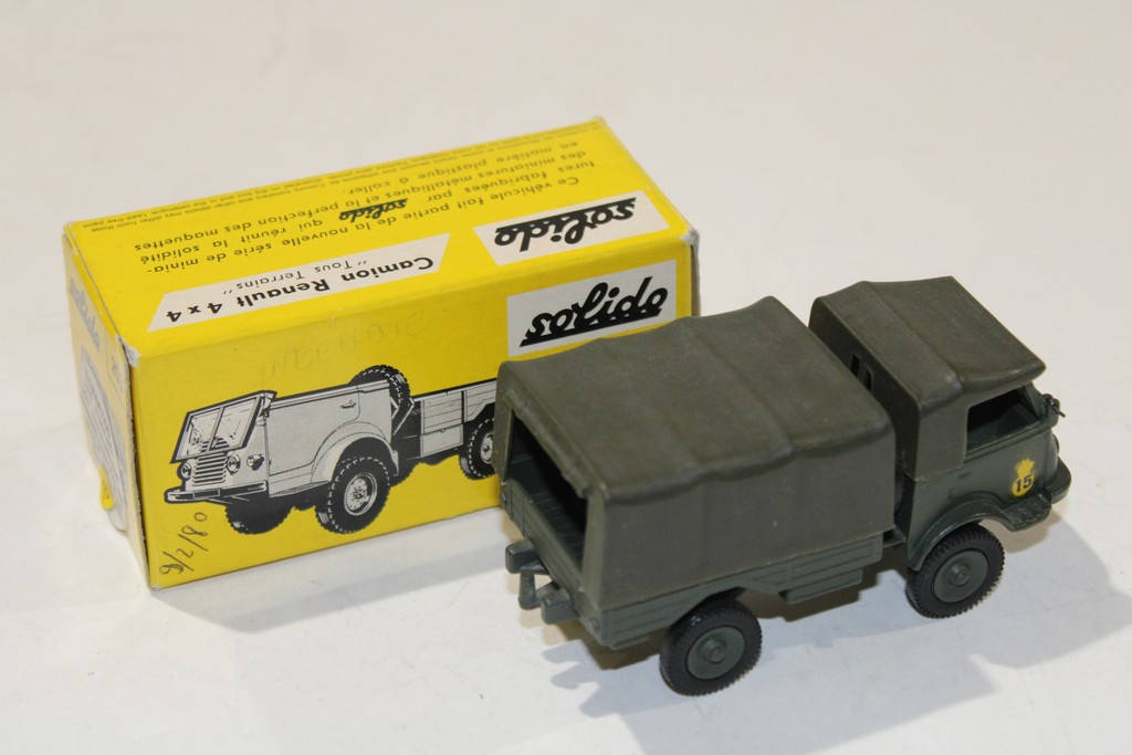 RENAULT 4X4 MILITAIRE 1954 SOLIDO 1/43°