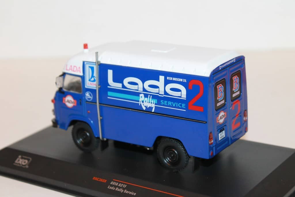 AVIA A21F LADA RALLY SERVICE IXO 1/43°