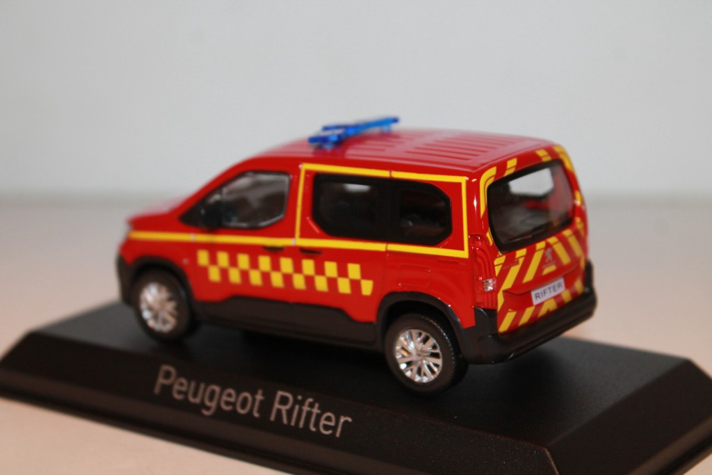 PEUGEOT RIFTER 2019 POMPIERS A DAMIER JAUNE NOREV 1/43°