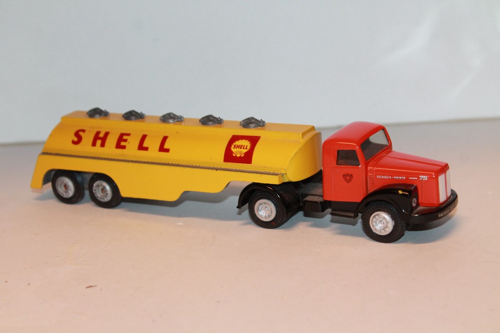 VOLVO CITERNE SHELL TEKNO 1/43°