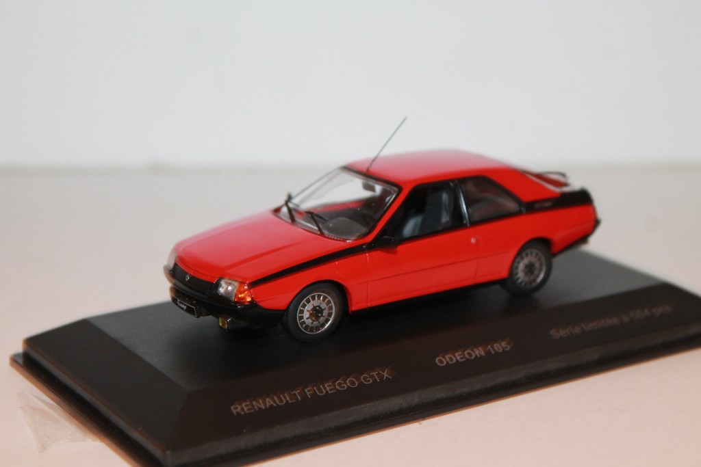 RENAULT FUEGO GTX ROUGE ODEON 1/43°