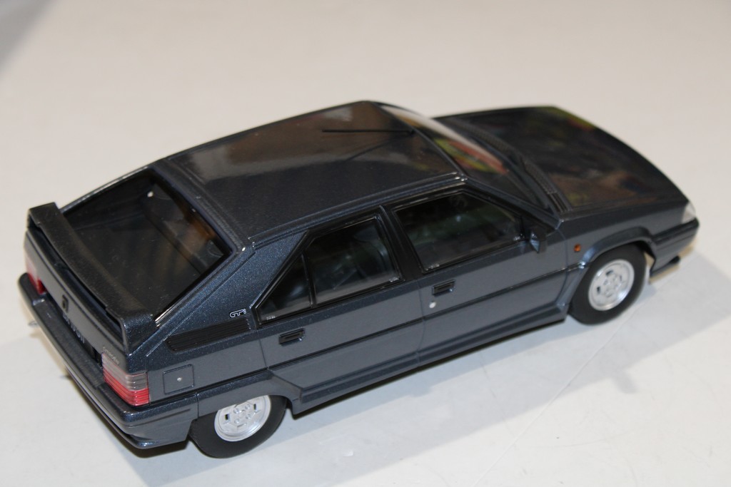 CITROEN BX GTI GRIS FONCE TRIPLE 9 1/18°