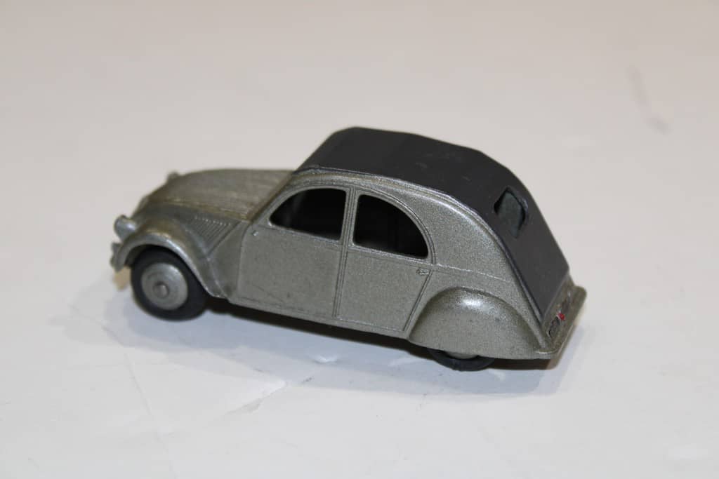 La Citroën DS 19 miniature de Dinky Toys rééditée par Atlas au 1/43e