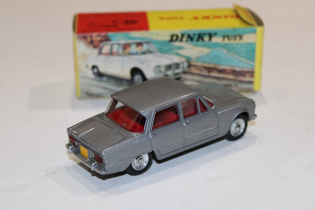 Alfa Romeo Giulia 1600 TI 0514 - 1 (2015) - Dinky Toys Éditions Atlas / DeAgostini