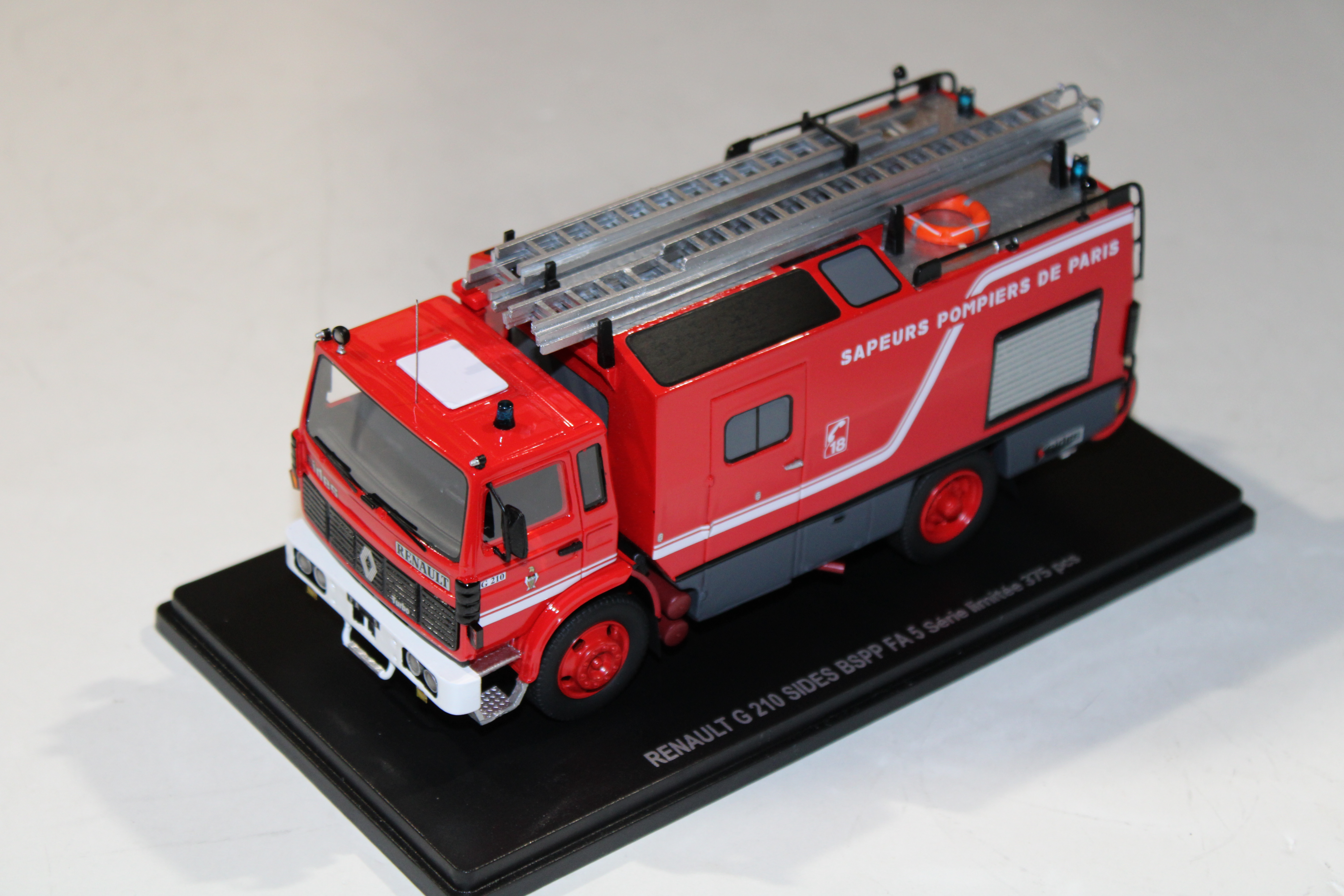 RENAULT G210 SIDES BSPP FA5 - ALERTE 1/43