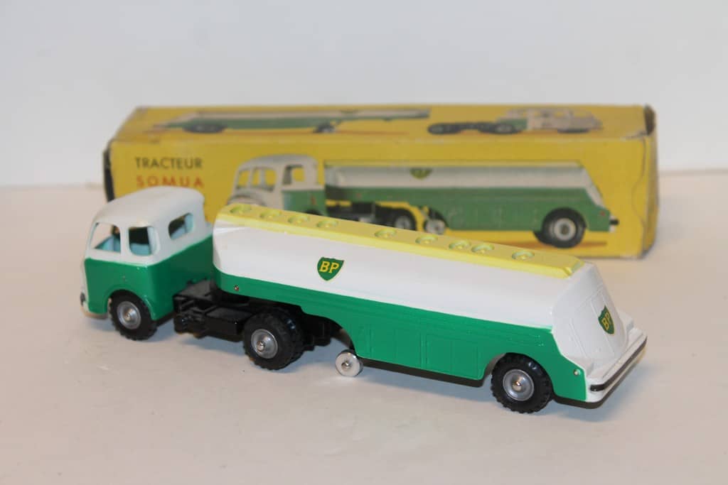 CAMION SOMUA ISR JL 19 (1957) Citerne Essence BP / Ixo 1/43