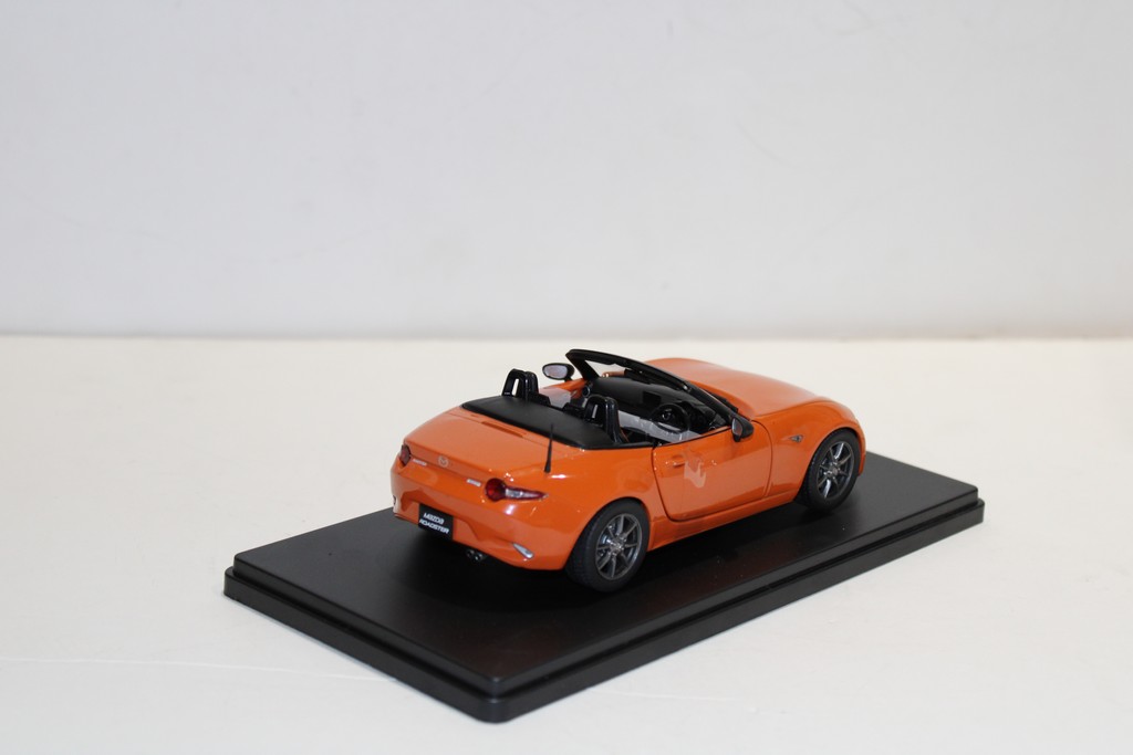 MAZDA MX 5 2021 WHITE BOX 1/24°