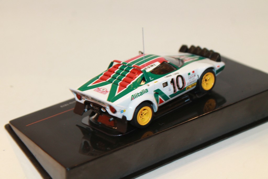 LANCIA STRATOS #10 S.MUNARI-S.MAIGA WINNER RALLYE MONTE-CARLO 1976 IXO 1/43°