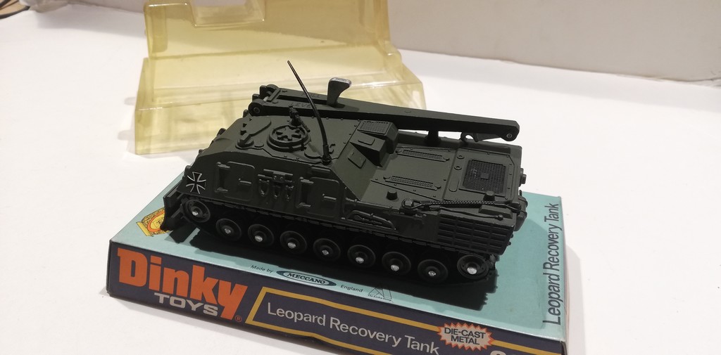 LEOPARD RECOVERY TANK DINKY TOYS 1/43°