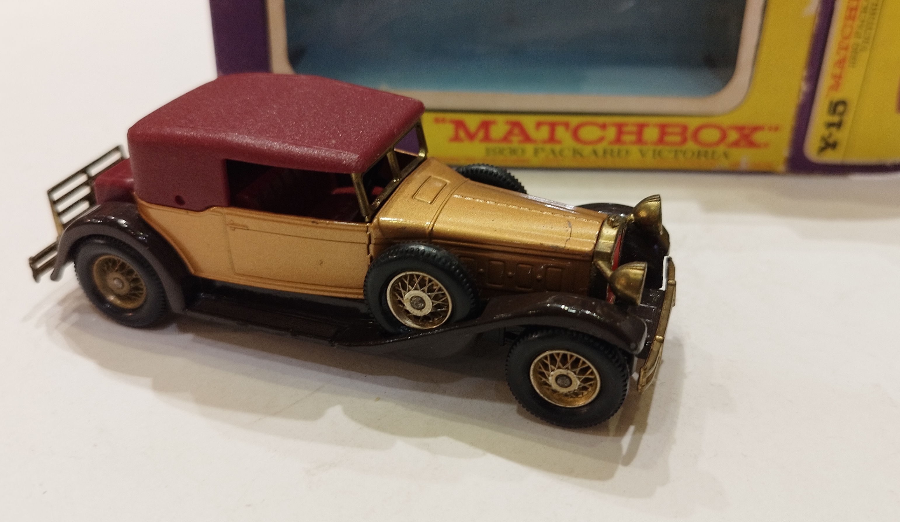 PACKARD VICTORIA OR 1930 MATCHBOX 1/43°