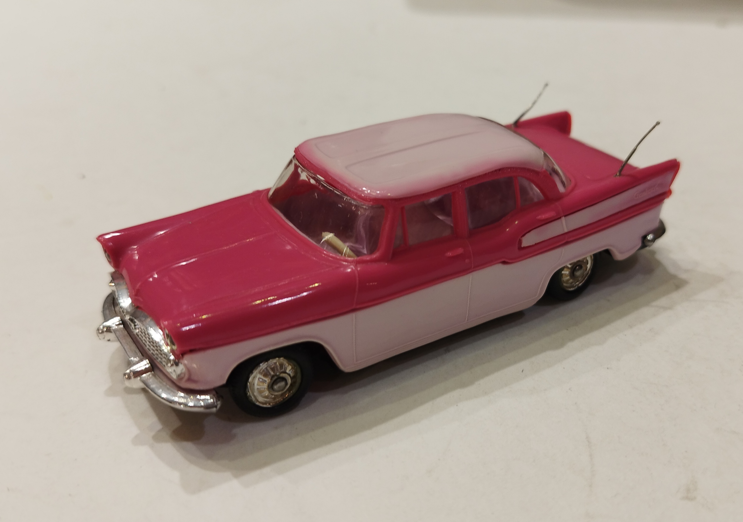 SIMCA CHAMBORD ROSE 1960 NOREV 1/43°