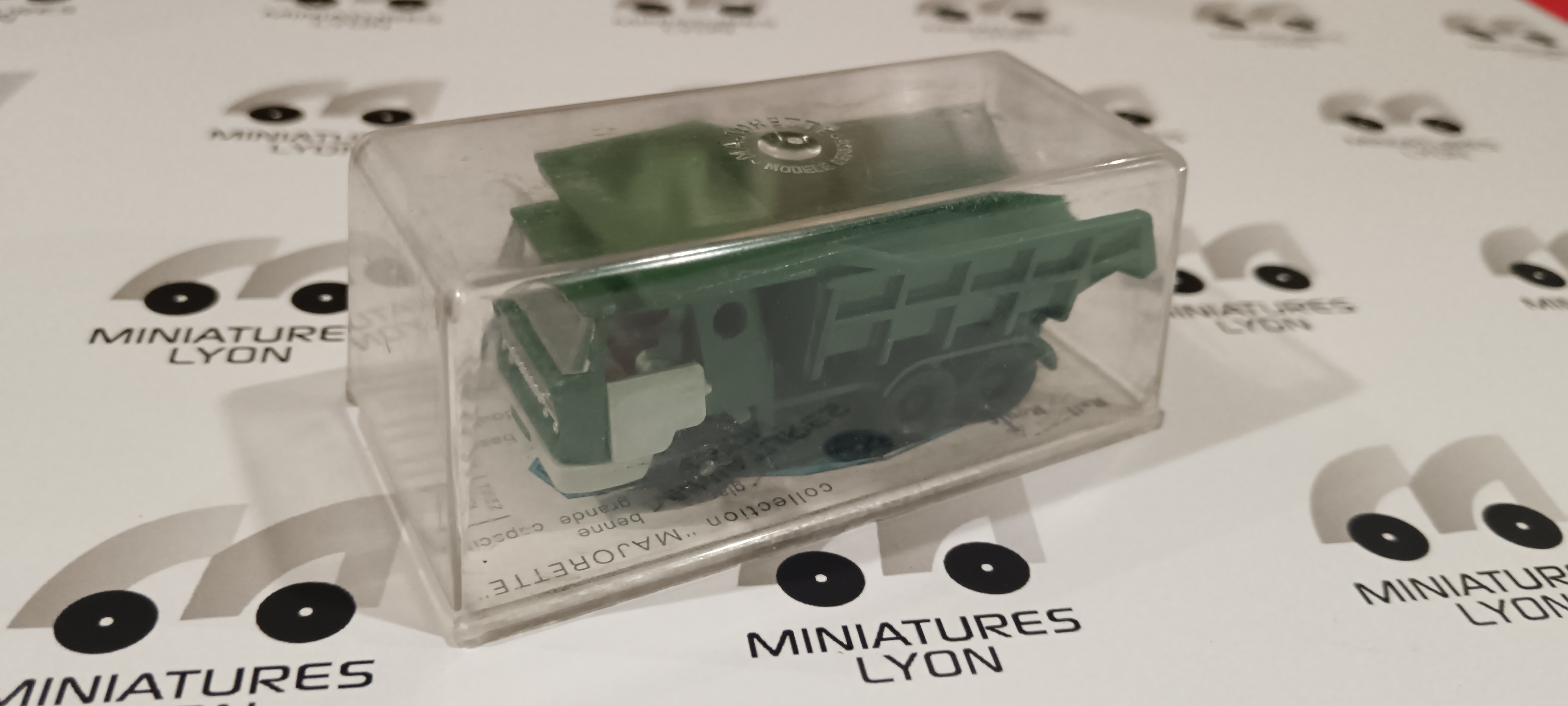 BERNARD BENNE CHANTIER VERT MAJORETTE 1/87