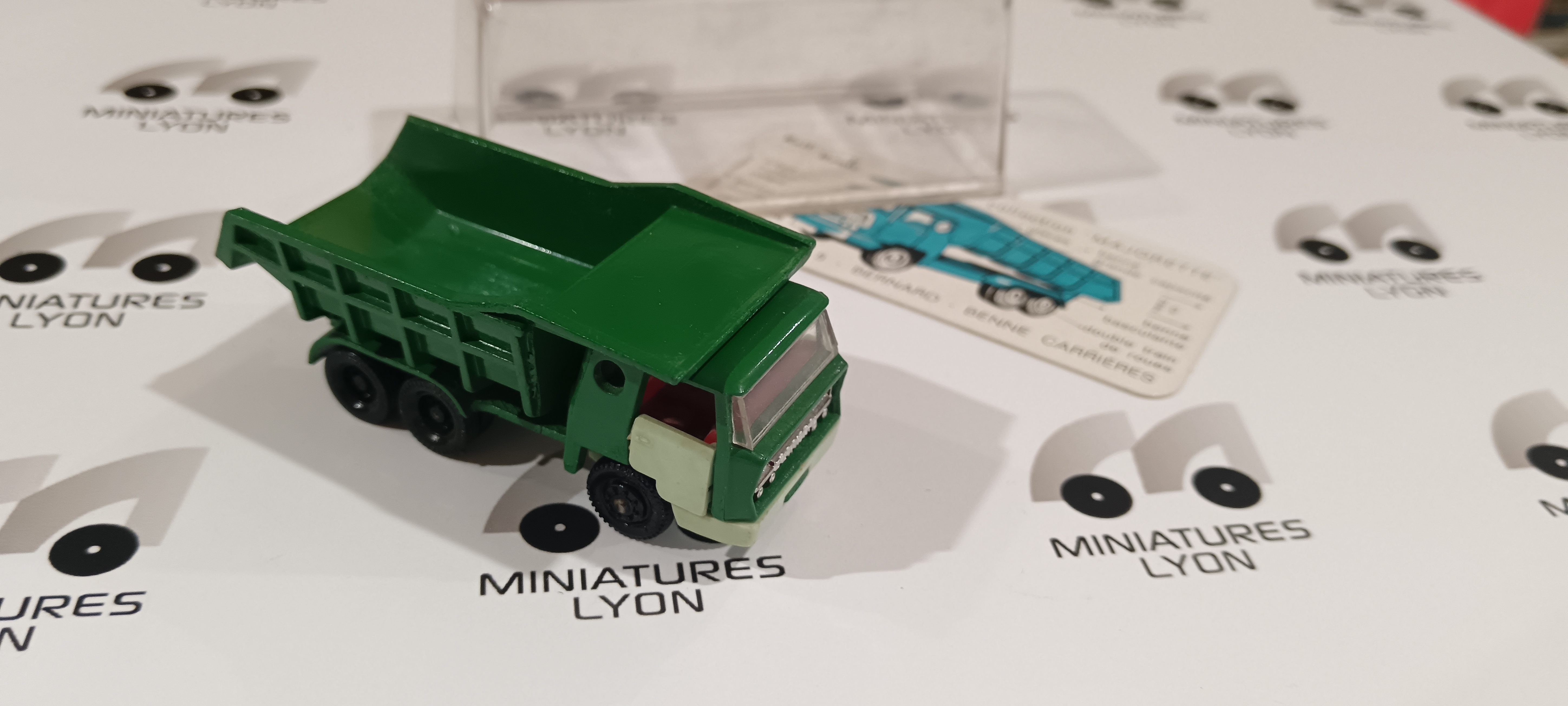 BERNARD BENNE CHANTIER VERT MAJORETTE 1/87