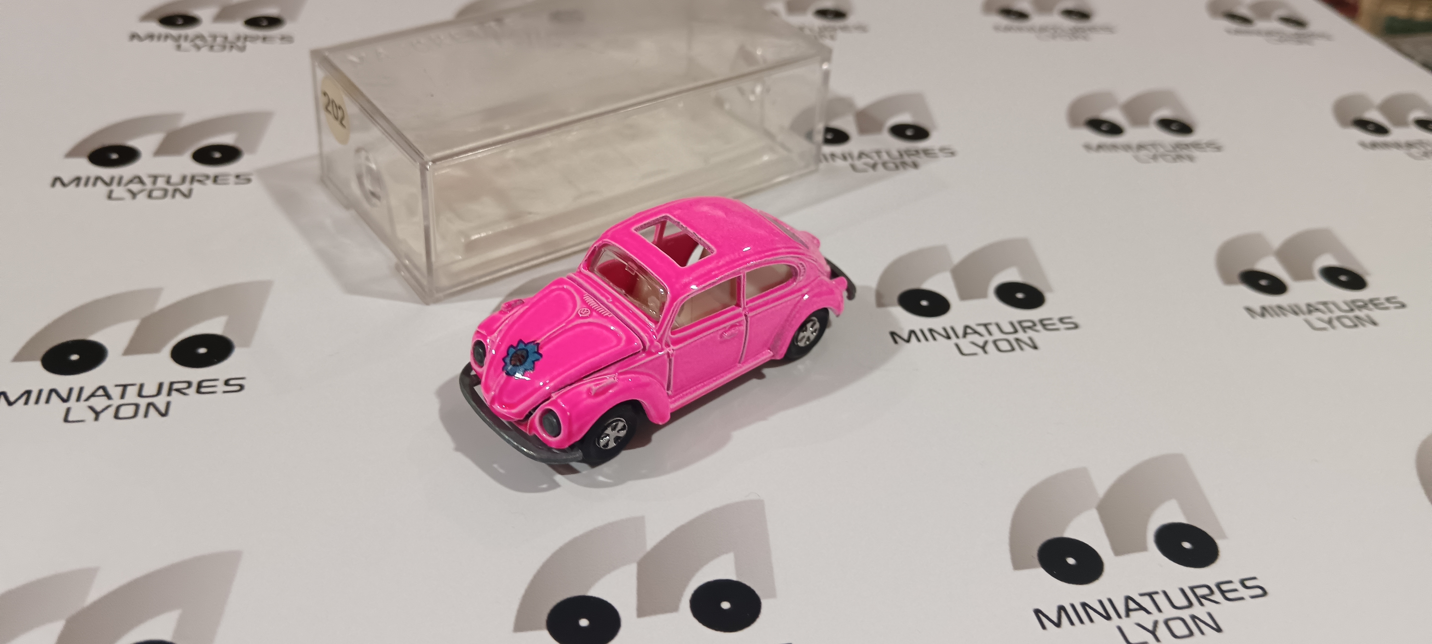 VW COX ROSE MAJORETTE 1/87