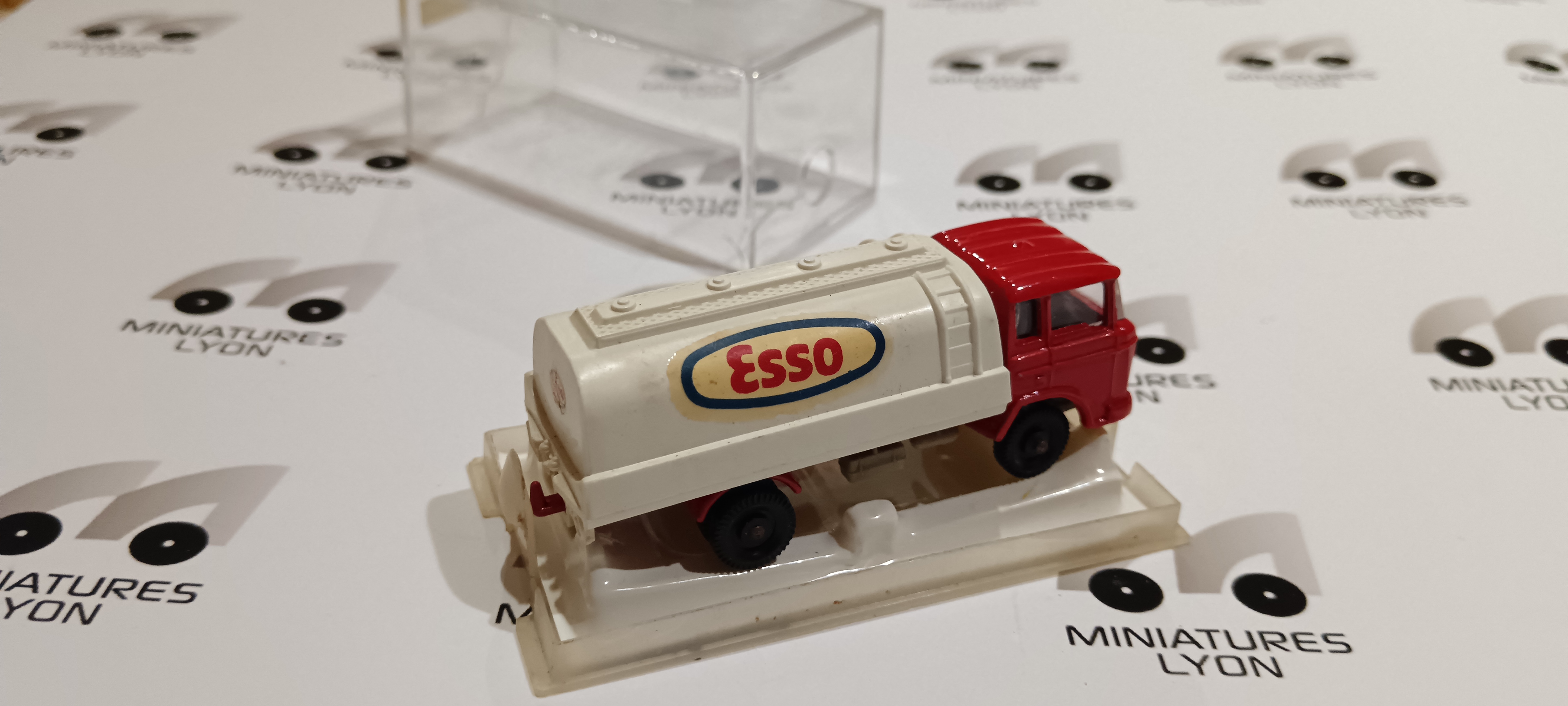 DAF CITERNE ESSO MAJORETTE 1/87