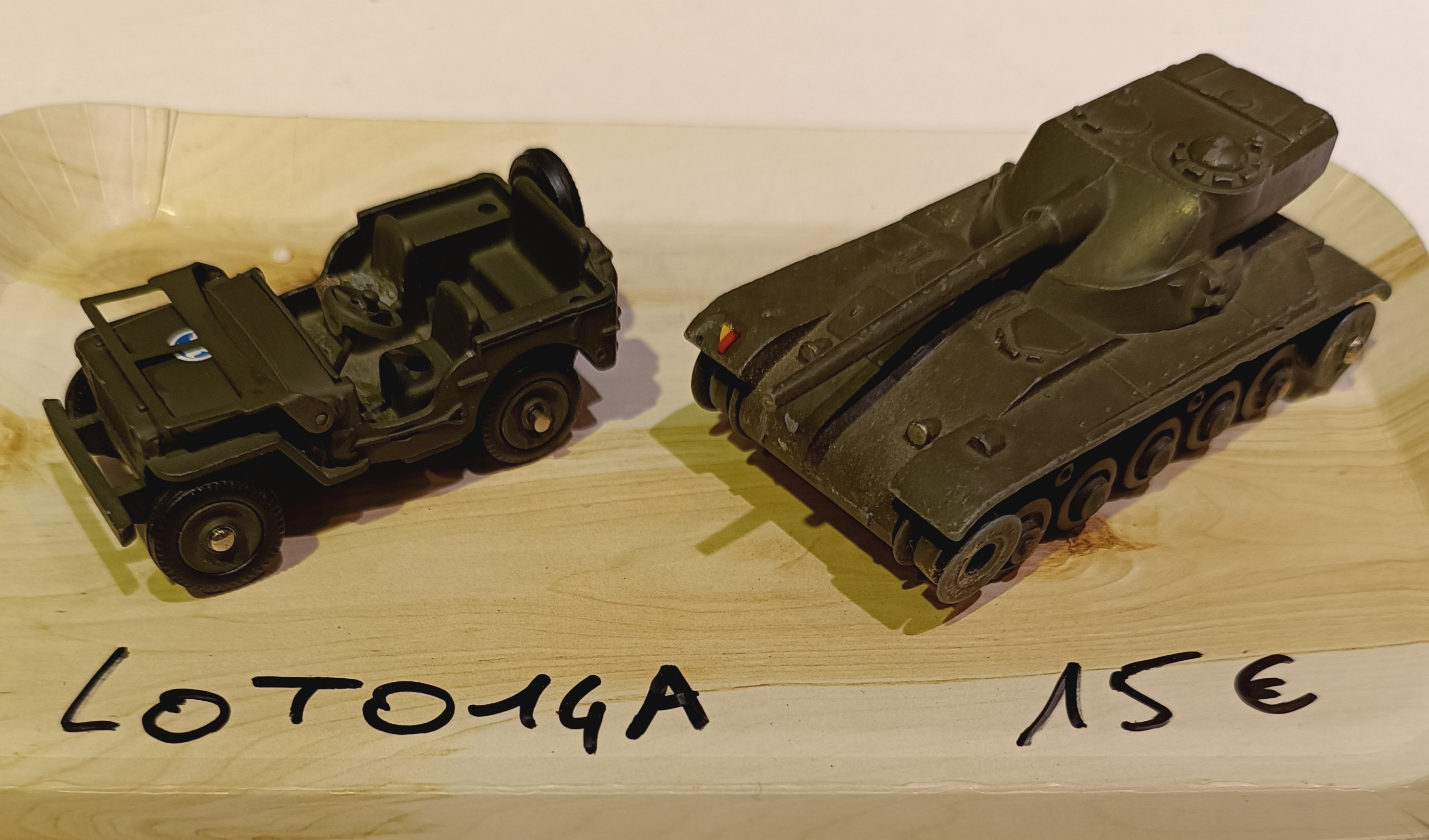 Lot militaire Dinky 1/43