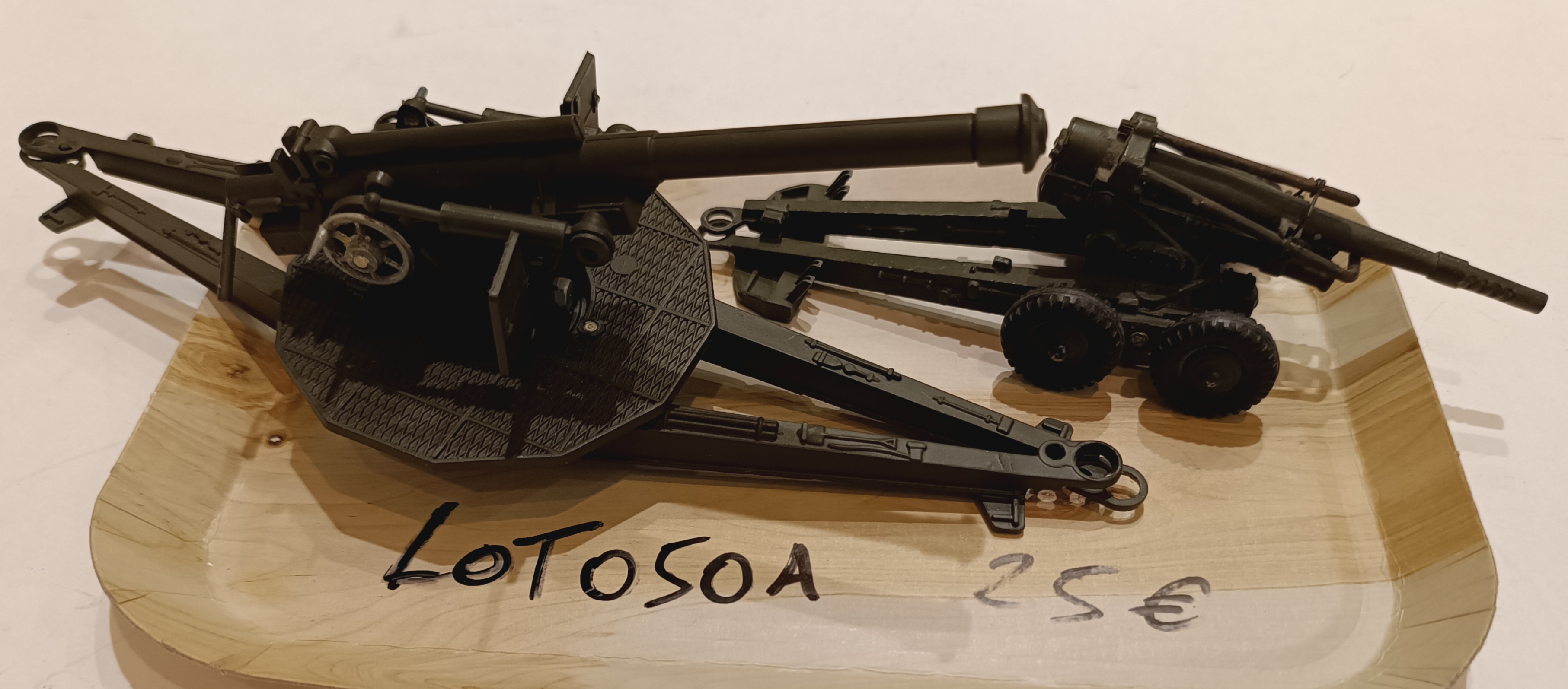 LOT canons militaires