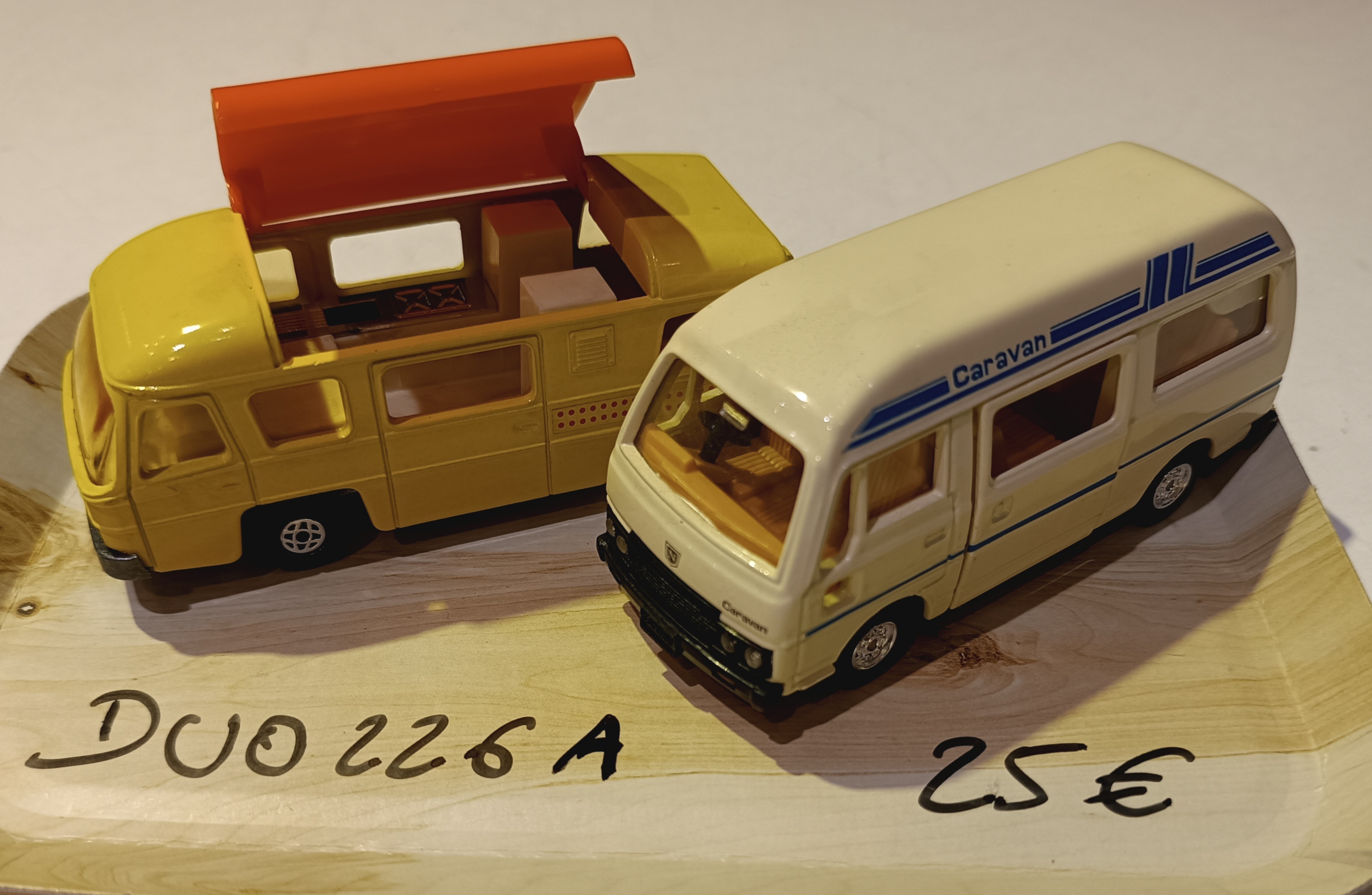 DUO Van /43