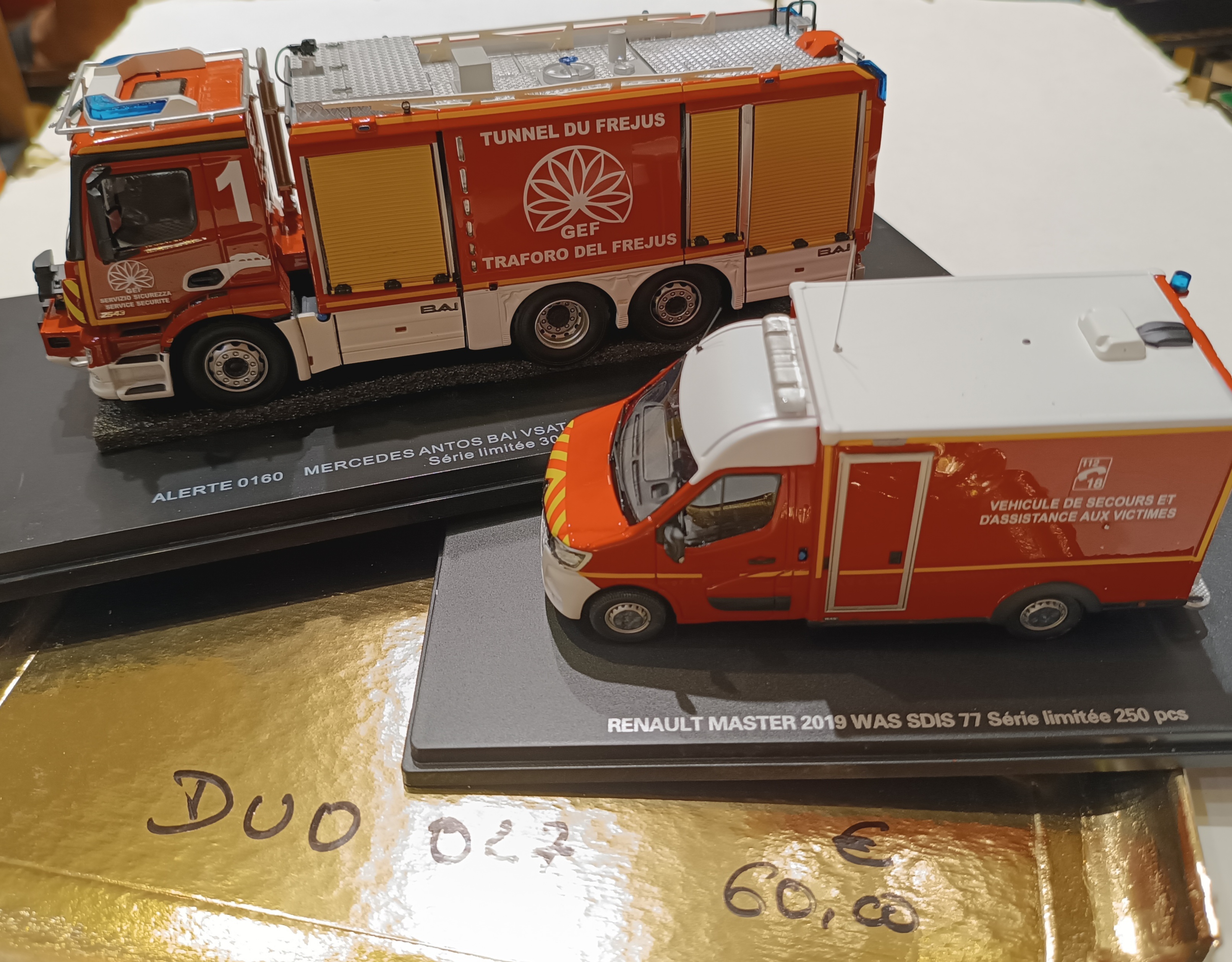 DUO pompiers 1/43