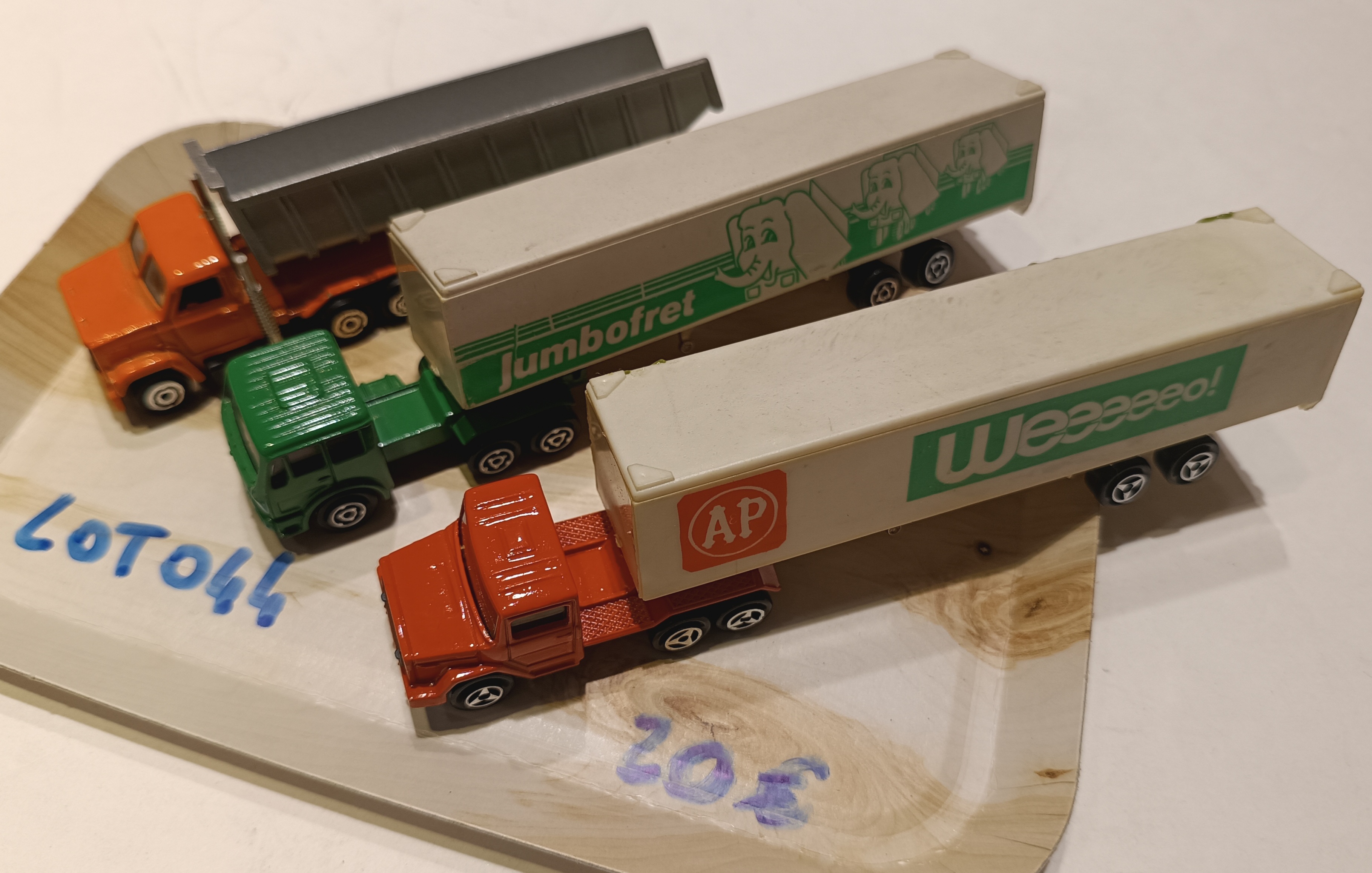 LOT camions 1/64