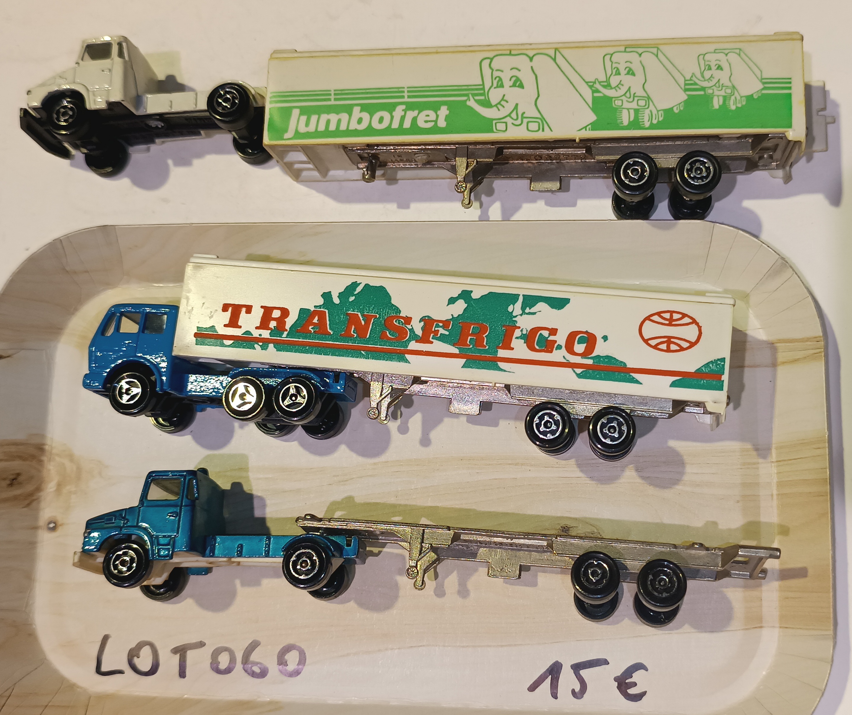 LOT camions 1/87